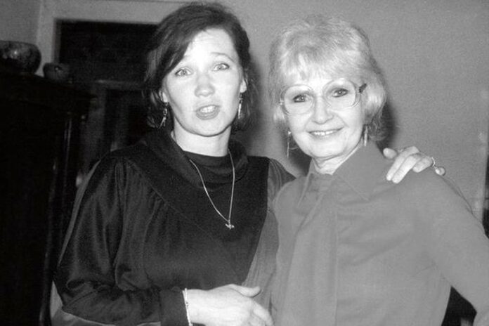 udvaros_dorottya_devay_camilla